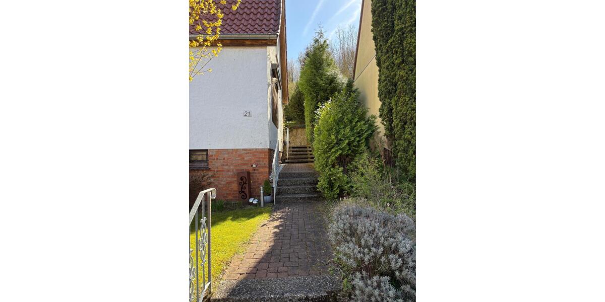 Einfamilienhaus Bad Salzdetfurth - 7 Zimmer, 125 m&sup2;, 290.000&euro; | Angebot:26322127