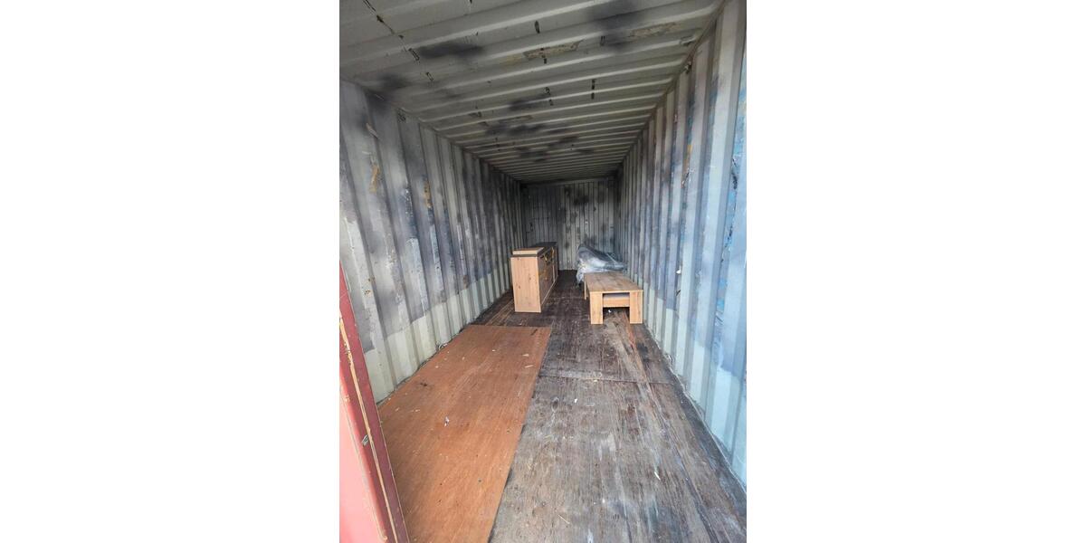 überseecontainer als Lagerraum zimmer