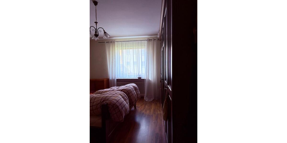 Hochparterre Goslar Immenrode - 4 Zimmer, 94 m&sup2;, 125.000&euro; | Angebot:27226389