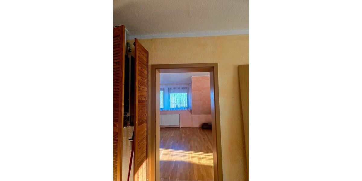 Etagenwohnung Hildesheim Bockfeld - 4 Zimmer, 120 m&sup2;, 1.500&euro; | Angebot:24550240