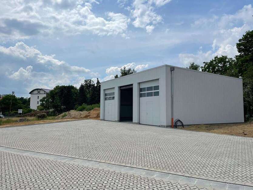 Halle in Braunschweig 1.500 € 120 m²