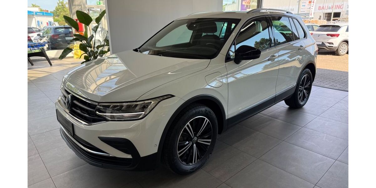 VW Tiguan 79.000 km 21.990 &euro; Braunschweig 38116