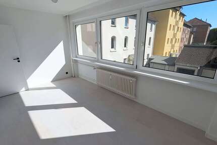 Wohnung Braunschweig Östliches Ringgebiet - 3 Zimmer, 83 m&sup2;, 239.000&euro; | Angebot:26994897