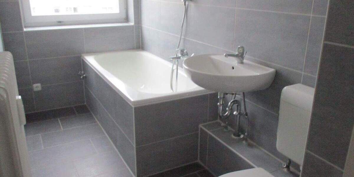 Etagenwohnung Salzgitter Lebenstedt - 2 Zimmer, 58 m&sup2;, 350&euro; | Angebot:26230225