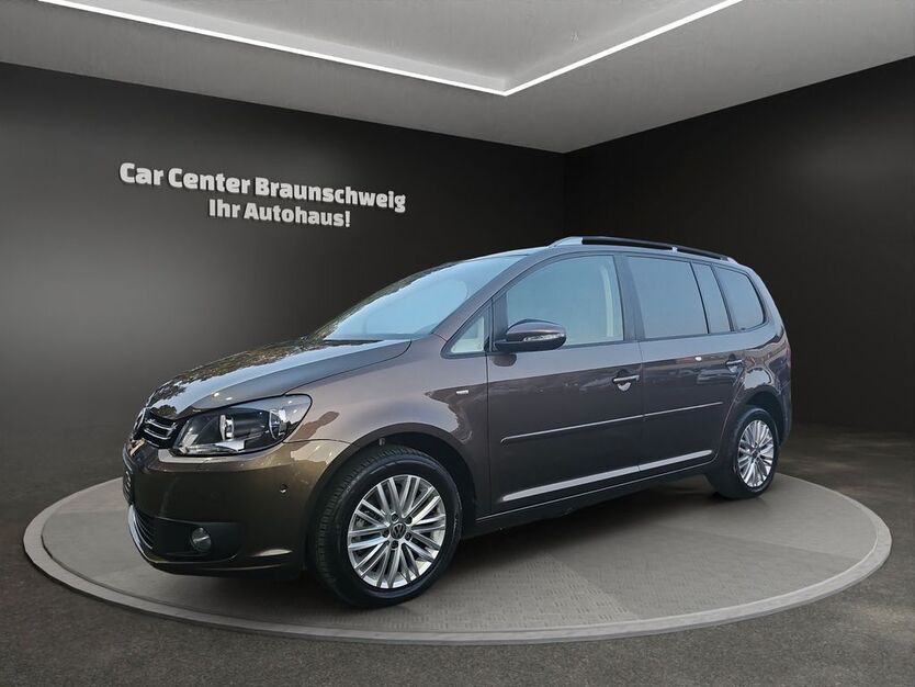 VW Touran 149.500 km 11.999 € Braunschweig 38120