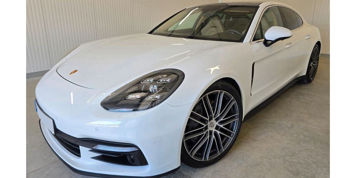 Porsche Panamera 99.229 km 59.700 &euro; Liebenburg 38704