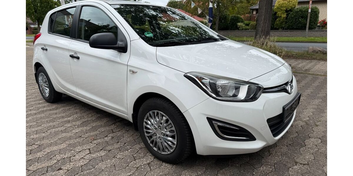 Hyundai i20 112.000 km 5.999 &euro; Adenstedt 31246