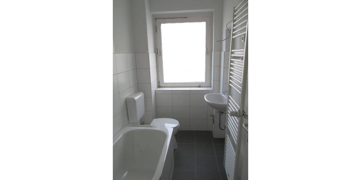 Etagenwohnung Salzgitter Lebenstedt - 3 Zimmer, 67 m&sup2;, 383&euro; | Angebot:26798029