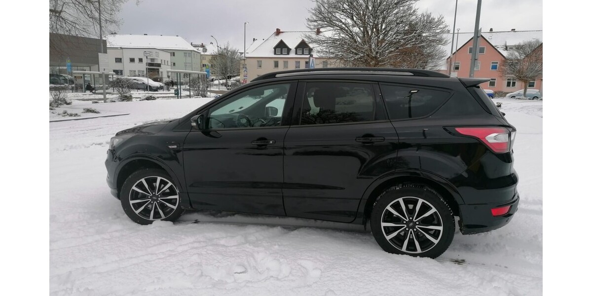 Ford Kuga 128.000 km 11.900 &euro; Wolfenbüttel 38300