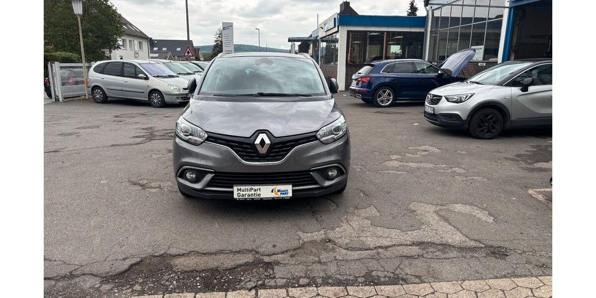 Renault Scenic 171.000 km 8.900 &euro; Hildesheim 31139