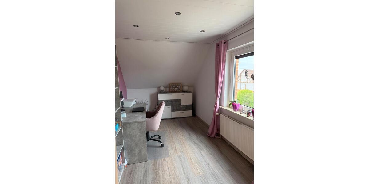 Dachgeschoßwohnung Bockenem - 4 Zimmer, 107 m&sup2;, 155.000&euro; | Angebot:26564750