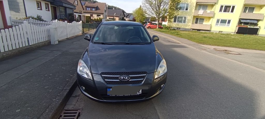 Kia ceed / Ceed 152.800 km 3.500 &euro; Goslar 38642