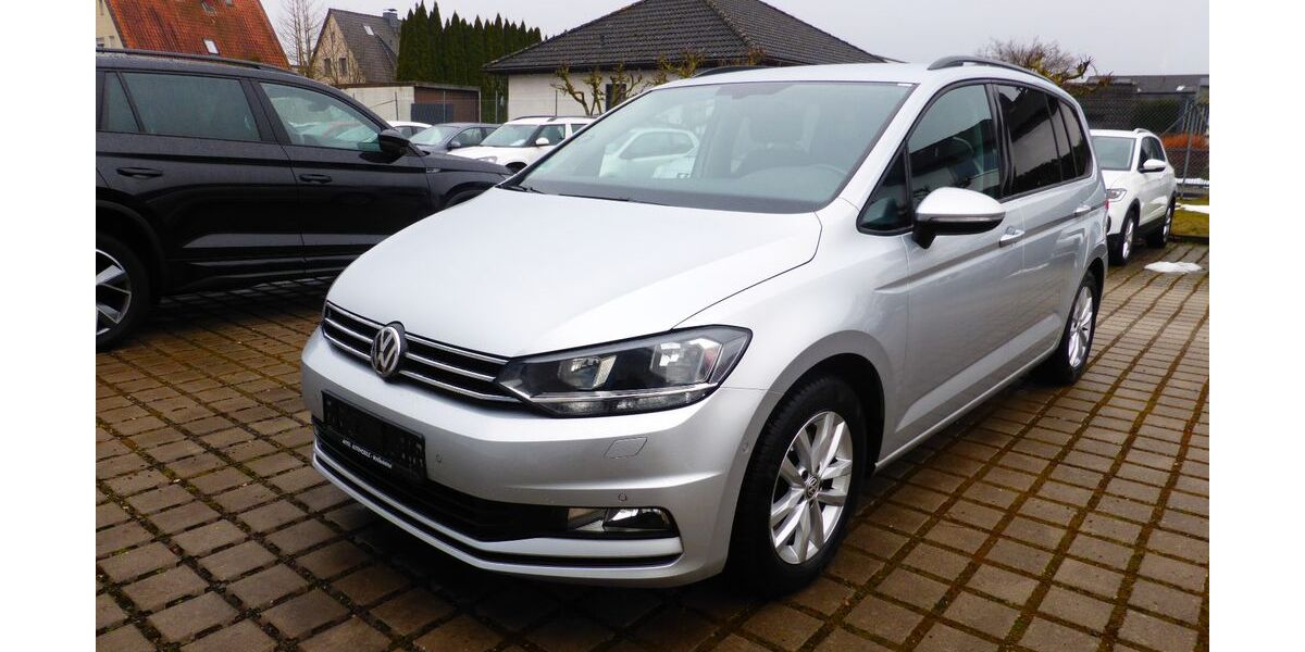 VW Touran 127.500 km 16.990 &euro; Wolfenbüttel 38304