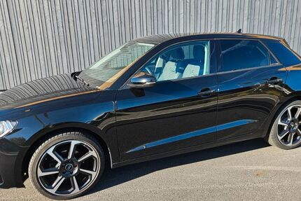 Audi A1 99.050 km 14.500 &euro; Braunschweig 38116