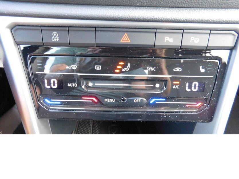 VW T-Roc 1.0 Life TSI BMT Navi Klima Alu 25.000 km 21.390 € Vordorf 38533