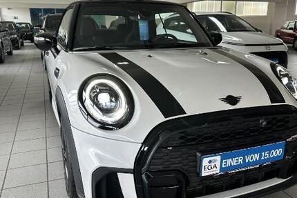 Mini Cooper Cabrio 11.332 km 29.630 &euro; Salzgitter 38228