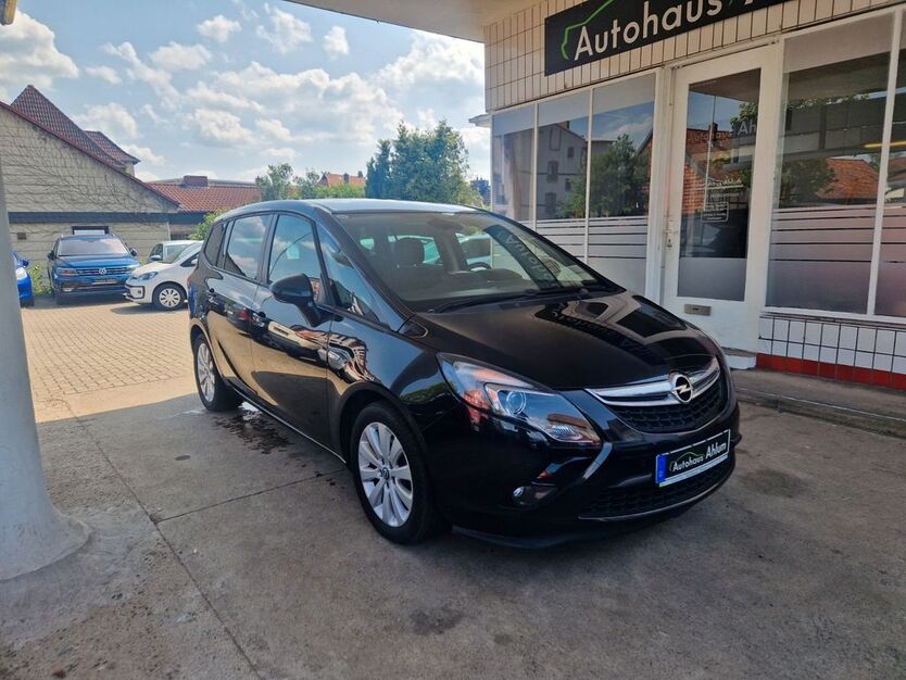 Opel Zafira 152.427 km 9.999 € Wolfenbüttel 38302