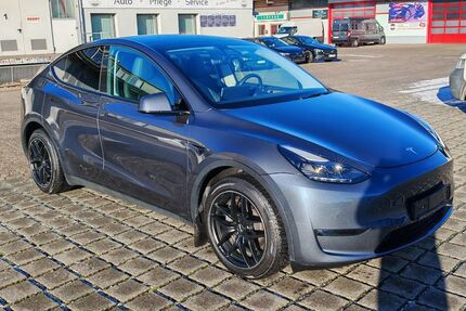 Tesla Model Y 63.541 km 31.970 &euro; Braunschweig 38112