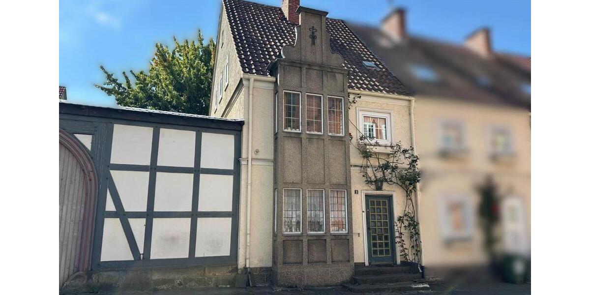 Reihenhaus Hildesheim - 5 Zimmer, 132 m&sup2;, 1.450&euro; | Angebot:26375604