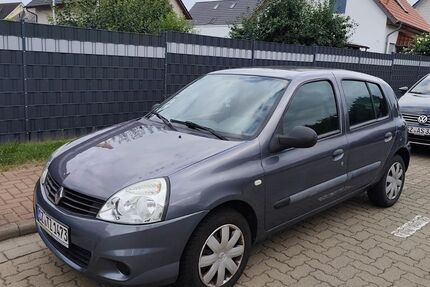 Renault Clio 171.000 km 2.400 &euro; Salzgitter 38228