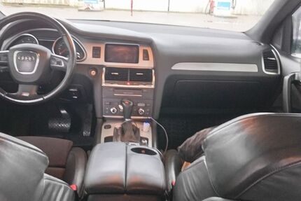 Audi Q7 271.252 km 10.200 &euro; Salzgitter 38259