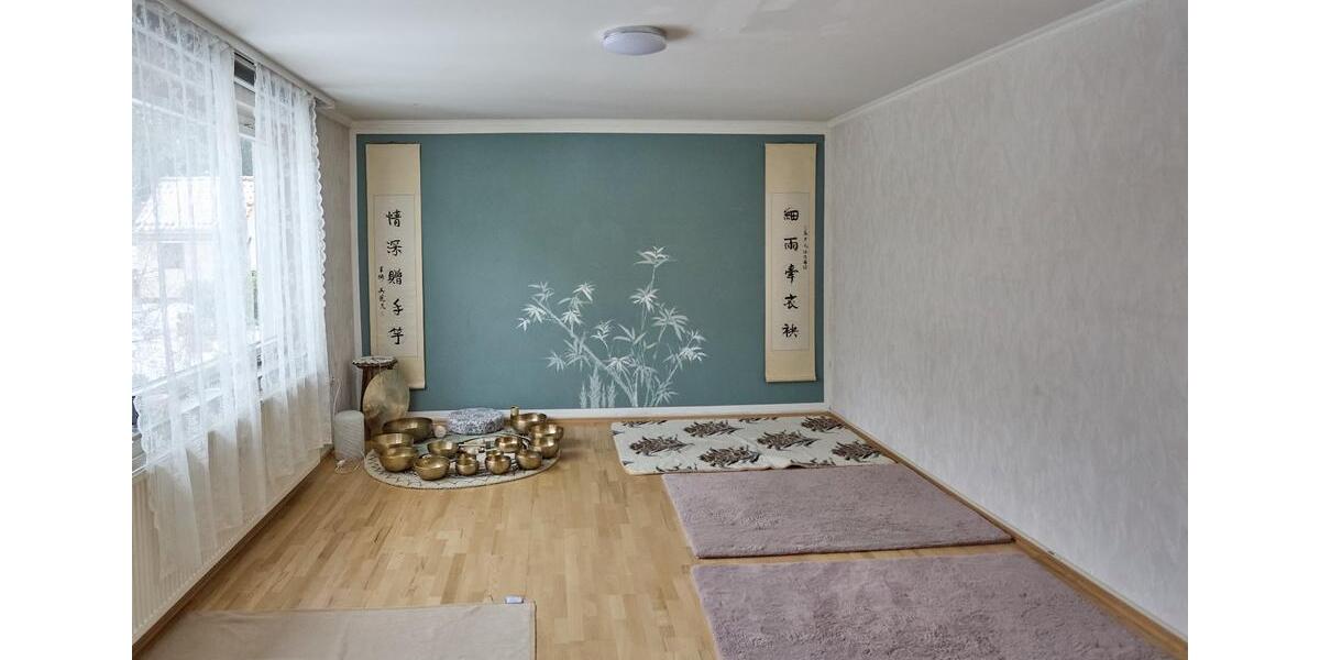 Etagenwohnung Hildesheim Himmelsthür - 4 Zimmer, 100 m&sup2;, 1.200&euro; | Angebot:26253772