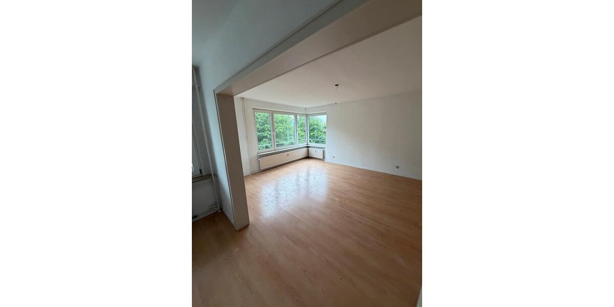 Etagenwohnung Salzgitter - 5 Zimmer, 110 m&sup2;, 1.400&euro; | Angebot:26497045