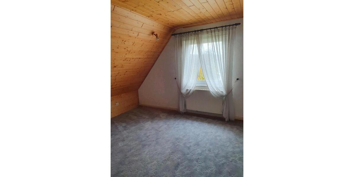 Freistehendes Einfamilienhaus in Oelber a. w. Wg. 6 zimmer