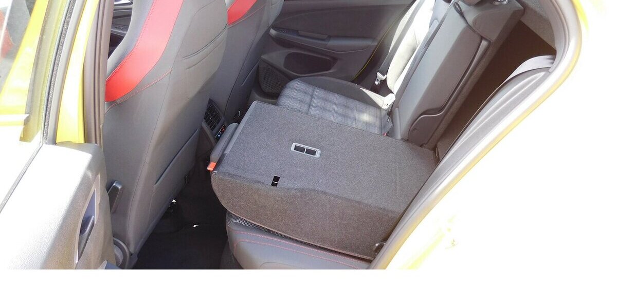 VW Golf 2.0 VIII GTI Performance 4 TRG TSI BMT Navi 29.100 km 23.990 &euro; Vordorf 38533
