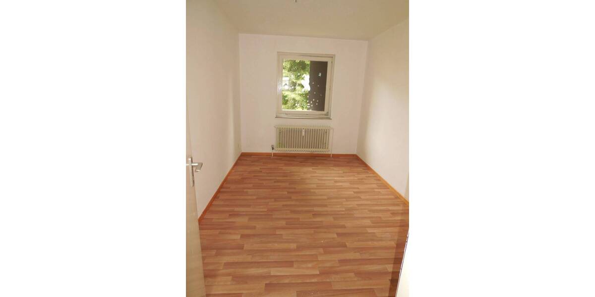 Etagenwohnung Salzgitter Lebenstedt - 3 Zimmer, 70 m&sup2;, 424&euro; | Angebot:25998020