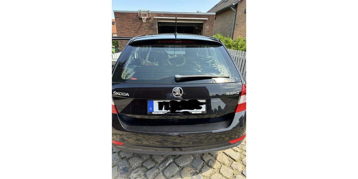 Skoda Rapid 139.000 km 7.700 € Hohenhameln 31249