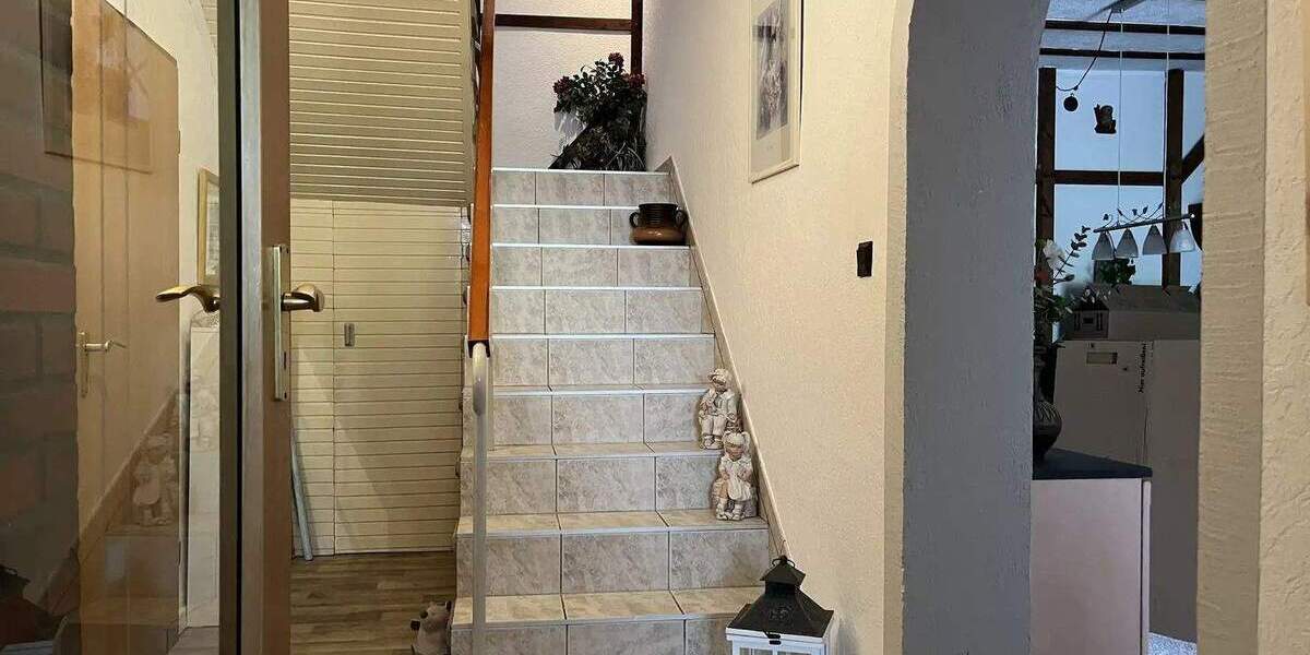 Einfamilienhaus Braunschweig Lindenbergsiedlung - 6 Zimmer, 164 m&sup2;, 319.000&euro; | Angebot:22949530