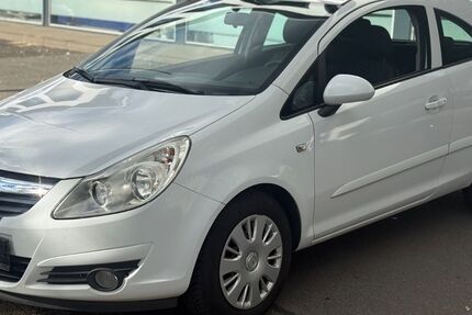 Opel Corsa 131.500 km 2.990 € Salzgitter 38229