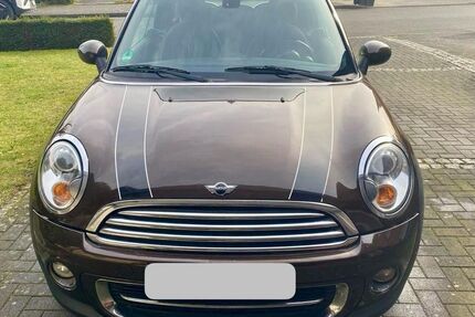 Mini Cooper Cabrio 102.432 km 7.900 &euro; Klein Biewende 38319