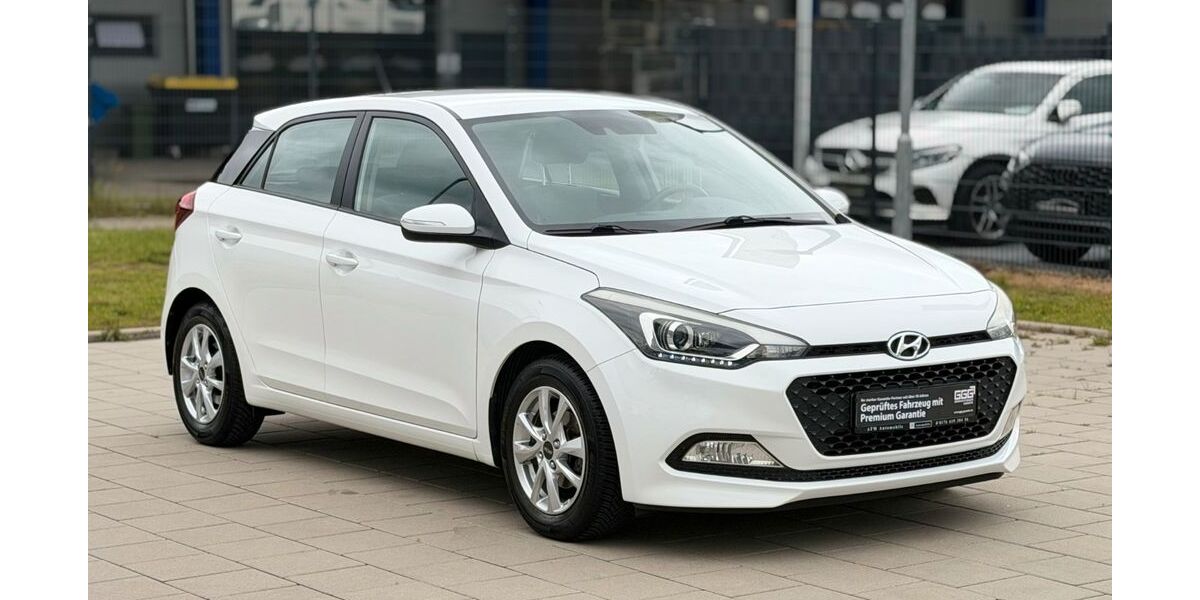 Hyundai i20 28.100 km 12.990 &euro; Hildesheim 31135