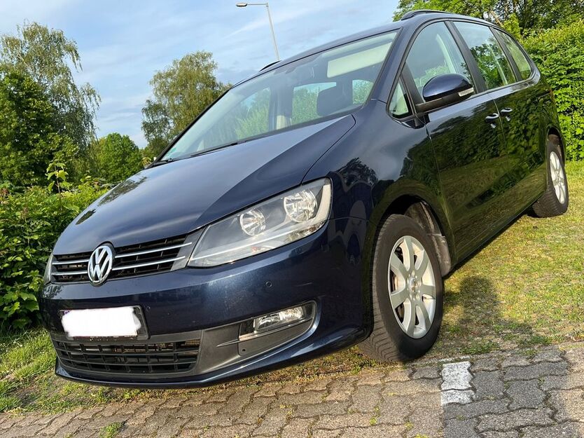 VW Sharan 212.000 km 7.490 € Salzgitter 38226