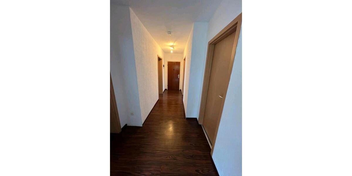 3-Zimmer-Eigentumswohnung mit Garage Kernsaniert 1 zimmer