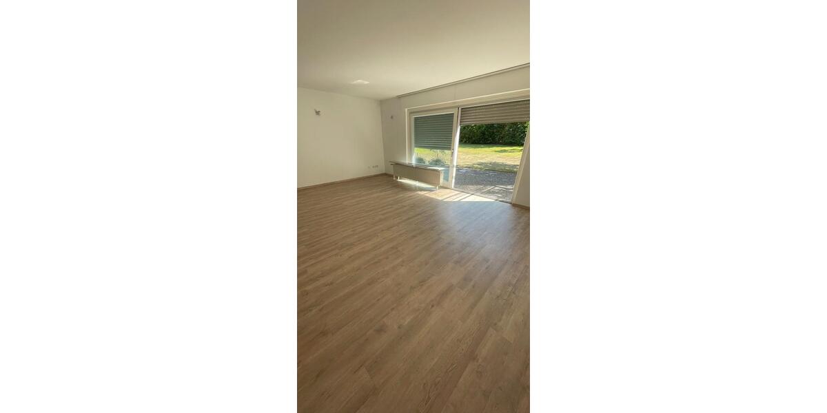 Reihenhaus Salzgitter Ortschaft Nord - 6 Zimmer, 162 m&sup2;, 1.300&euro; | Angebot:25323496