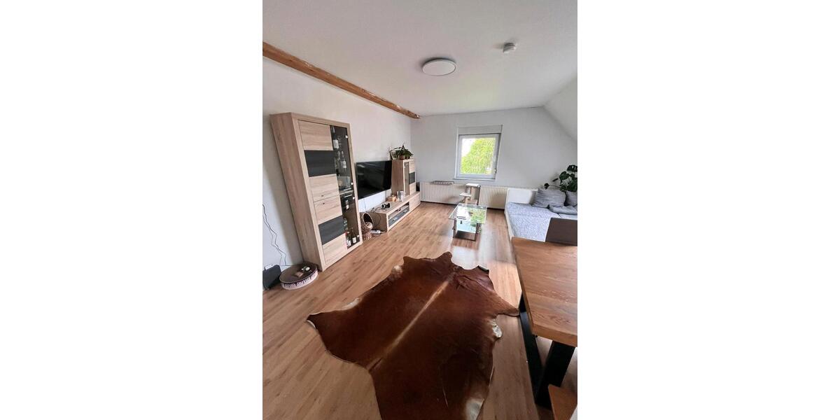 Dachgeschoßwohnung Ilsede Adenstedt - 4 Zimmer, 90 m&sup2;, 690&euro; | Angebot:26373014
