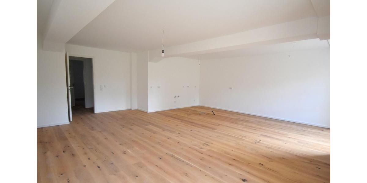 Etagenwohnung Hildesheim Bockfeld - 4 Zimmer, 125 m&sup2;, 1.500&euro; | Angebot:25790278