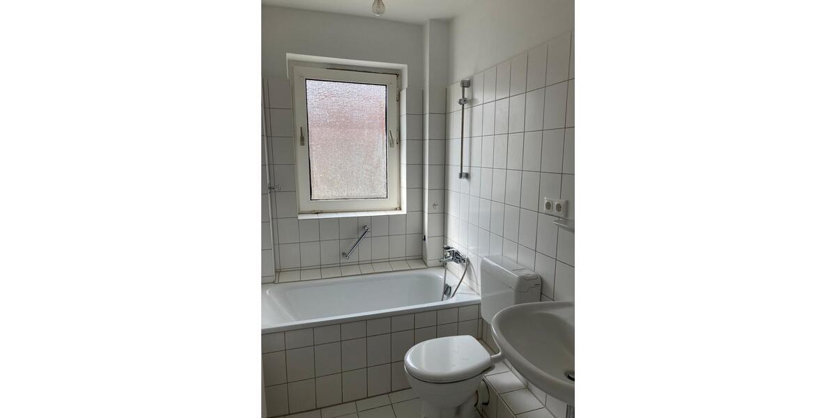 Etagenwohnung Salzgitter - 2 Zimmer, 49 m&sup2;, 295&euro; | Angebot:26251169