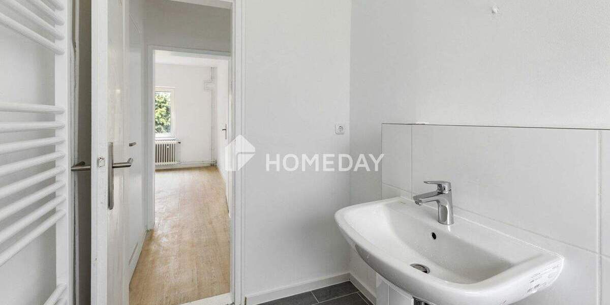 Neu sanierte 3-Zimmer-Wohnung mit überdachtem Balkon in ruhiger Lage 3 zimmer