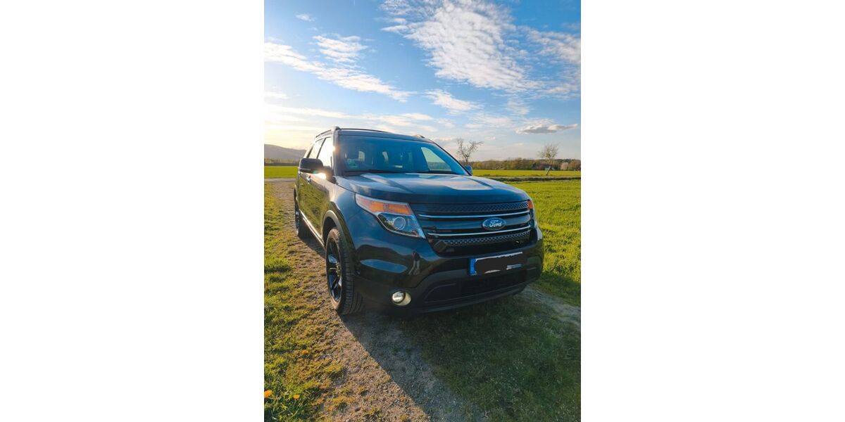 Ford Explorer 111.000 km 18.900 &euro; Langelsheim 38685