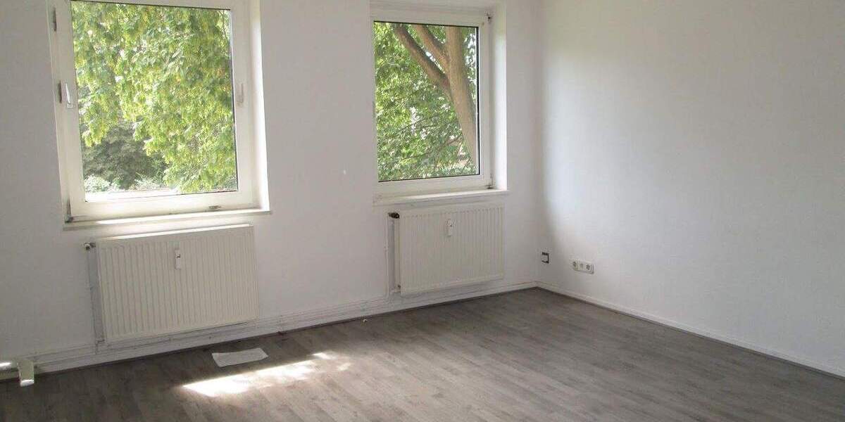 Etagenwohnung Salzgitter Lebenstedt - 2 Zimmer, 57 m&sup2;, 344&euro; | Angebot:25426543