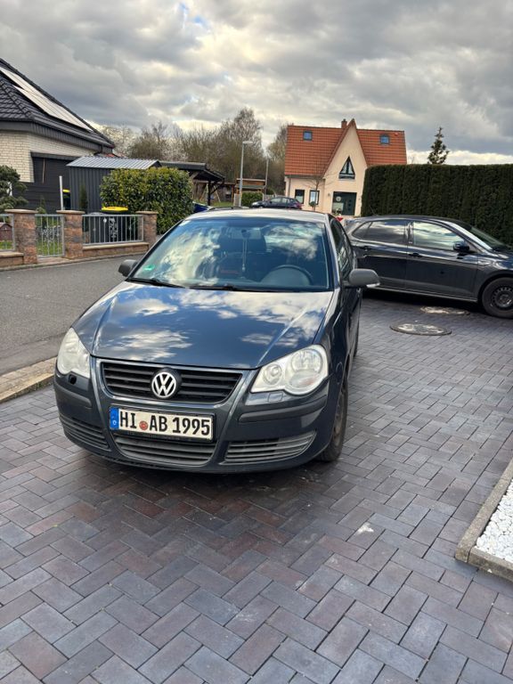 VW Polo 195.000 km 699 € Lamspringe 31195