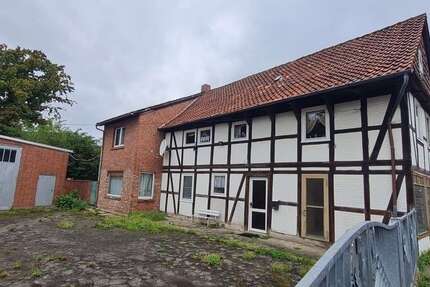 Haus Salzgitter Ortschaft Nord - 7 Zimmer, 176 m&sup2;, 195.000&euro; | Angebot:26555805