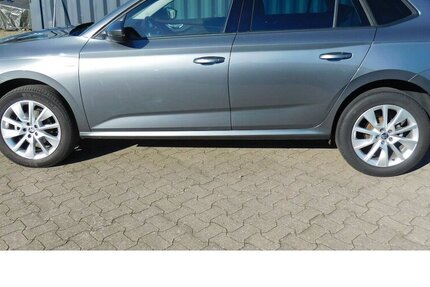 Skoda Kamiq 1.0 Tour Ambition DSG 7-Gang Navi Klima 34.100 km 19.990 € Vordorf 38533