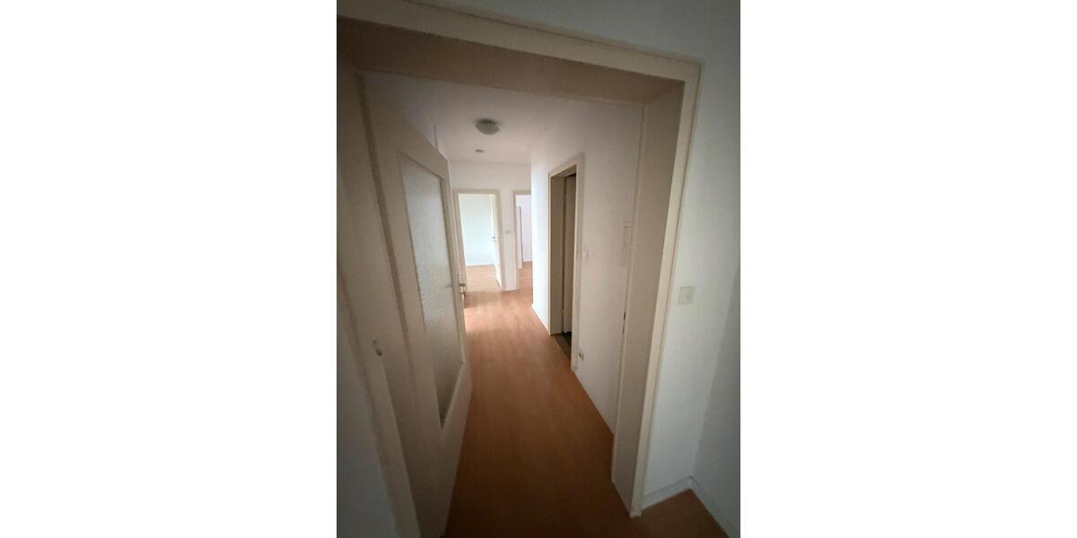 Etagenwohnung Salzgitter - 5 Zimmer, 110 m&sup2;, 1.400&euro; | Angebot:26497045