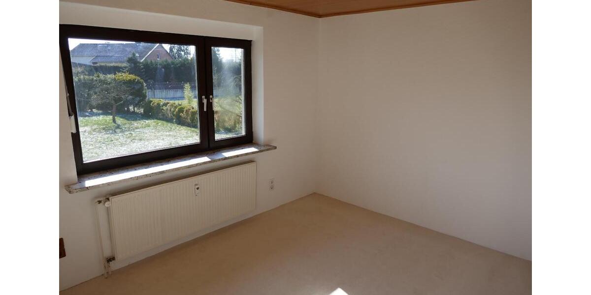 Erdgeschoßwohnung Meine - 5 Zimmer, 150 m&sup2;, 1.050&euro; | Angebot:25151386