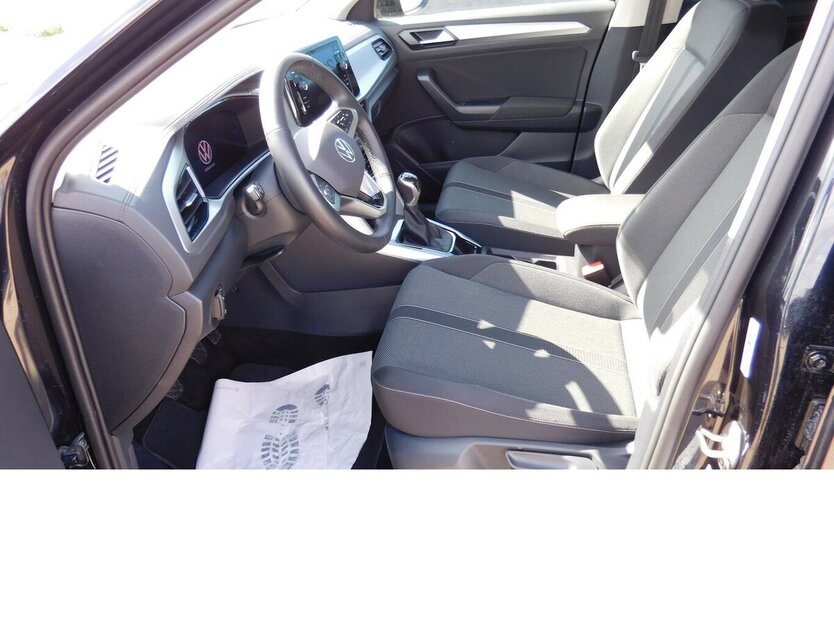 VW T-Roc 1.0 Life TSI BMT Navi Klima Alu 25.000 km 21.390 € Vordorf 38533